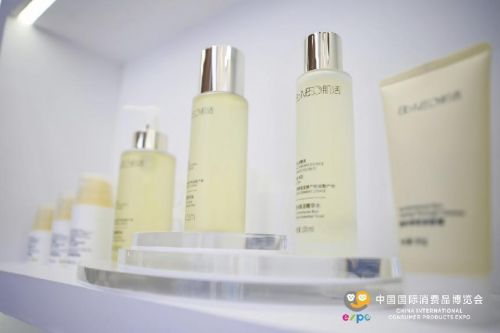 生物科技賦能美麗健康生命 華熙生物亮相2022消博會(huì)